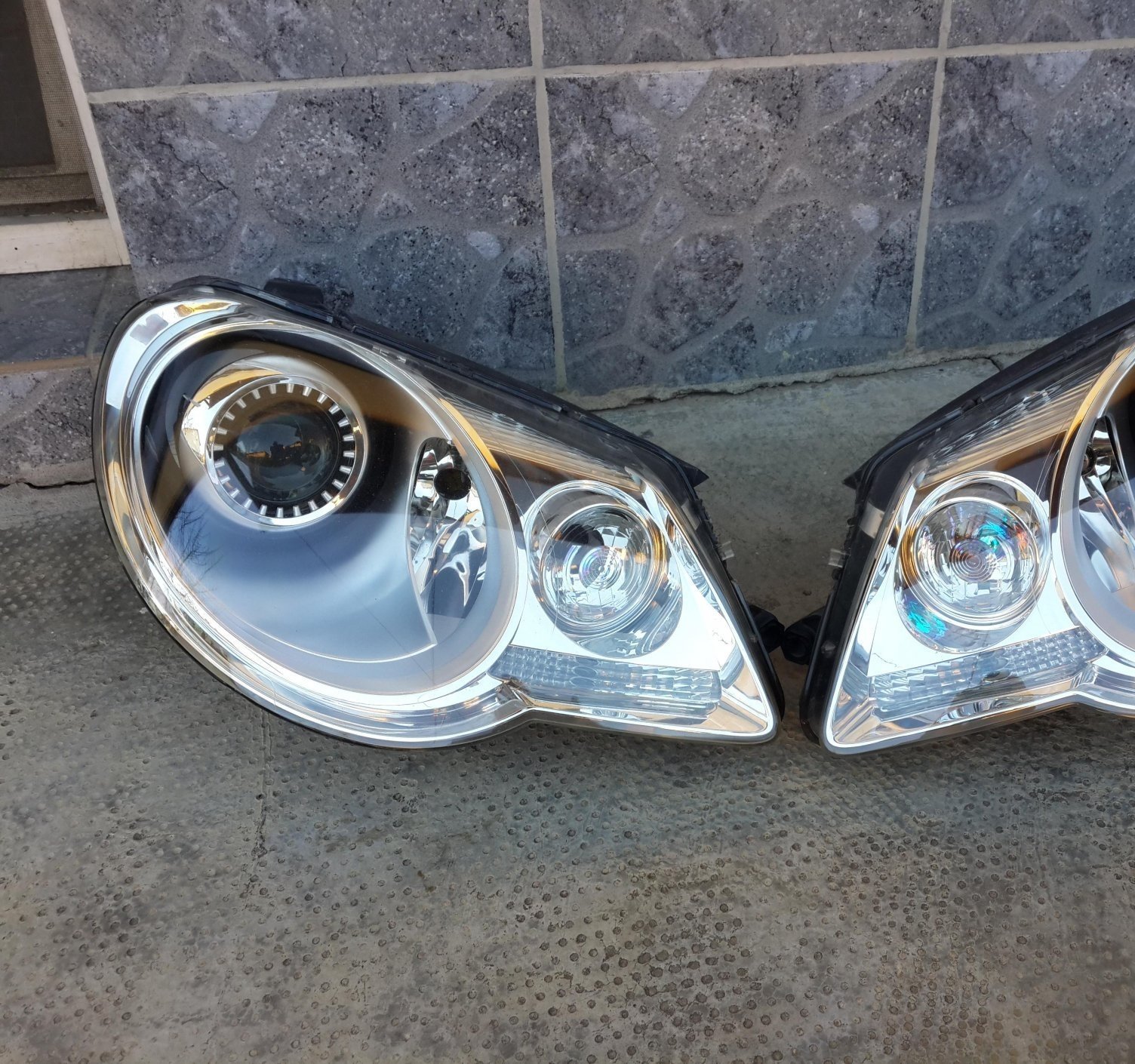 Xenon headlights VW Eos