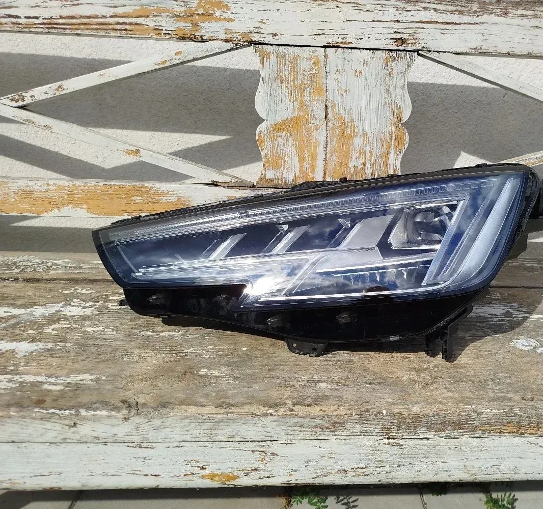 Front left headlight Audi A4 8W0 8W0941035