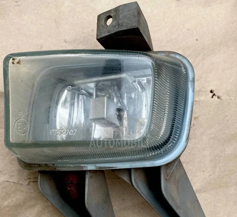 Leva maglenka Opel Astra F