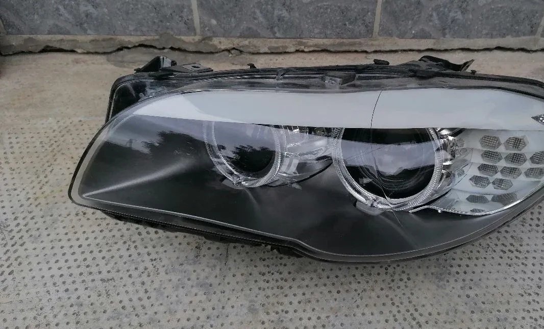 Front left xenon headlight BMW F10