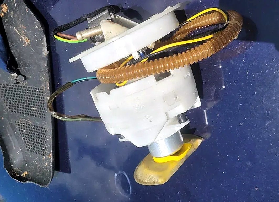 Pumpa u rezervaru Audi A4 A6 1.8T