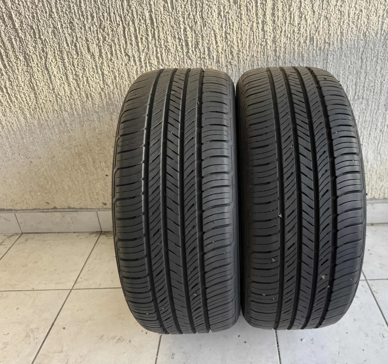 Kumho 235/50 R19 summer tyres