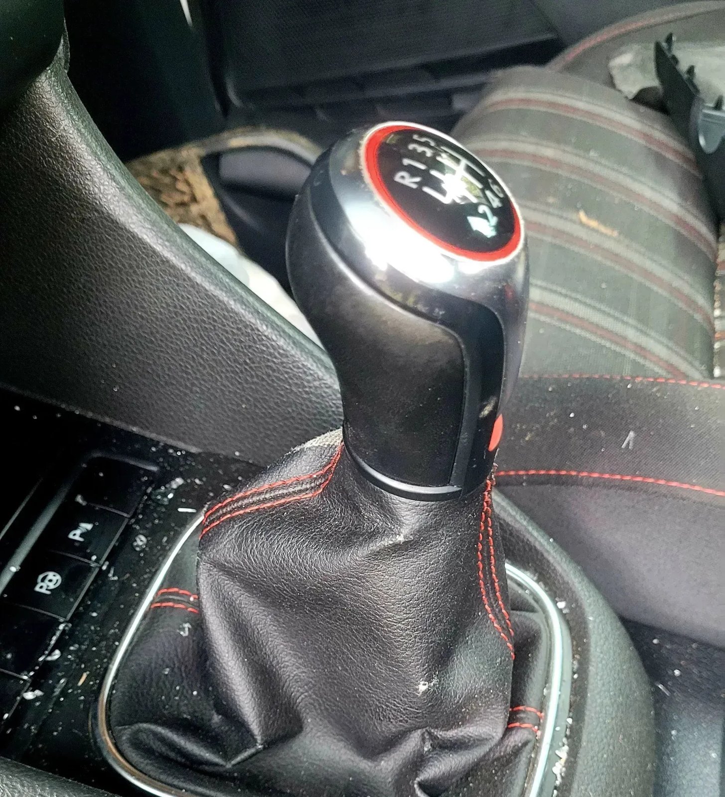 Ručica menjača VW Golf 6 GTI original