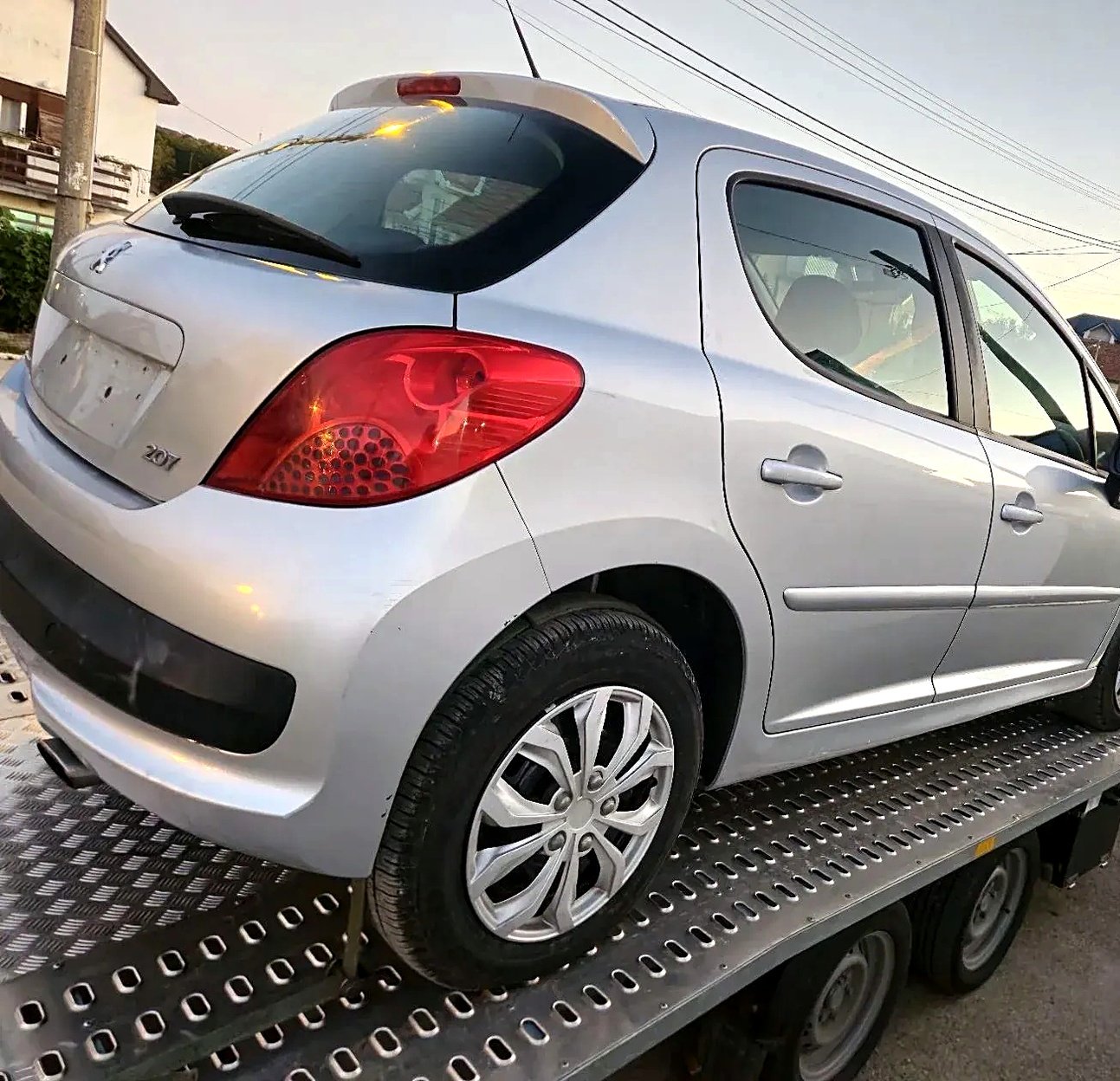 Peugeot 207 door EZRC color code