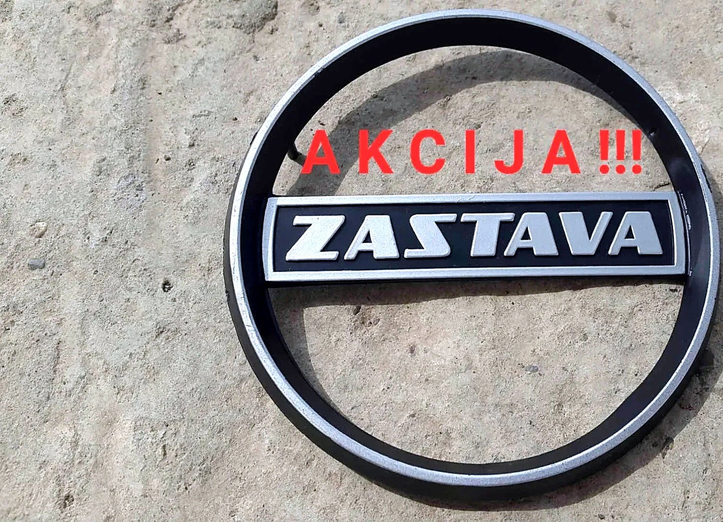 Front sign for Fica