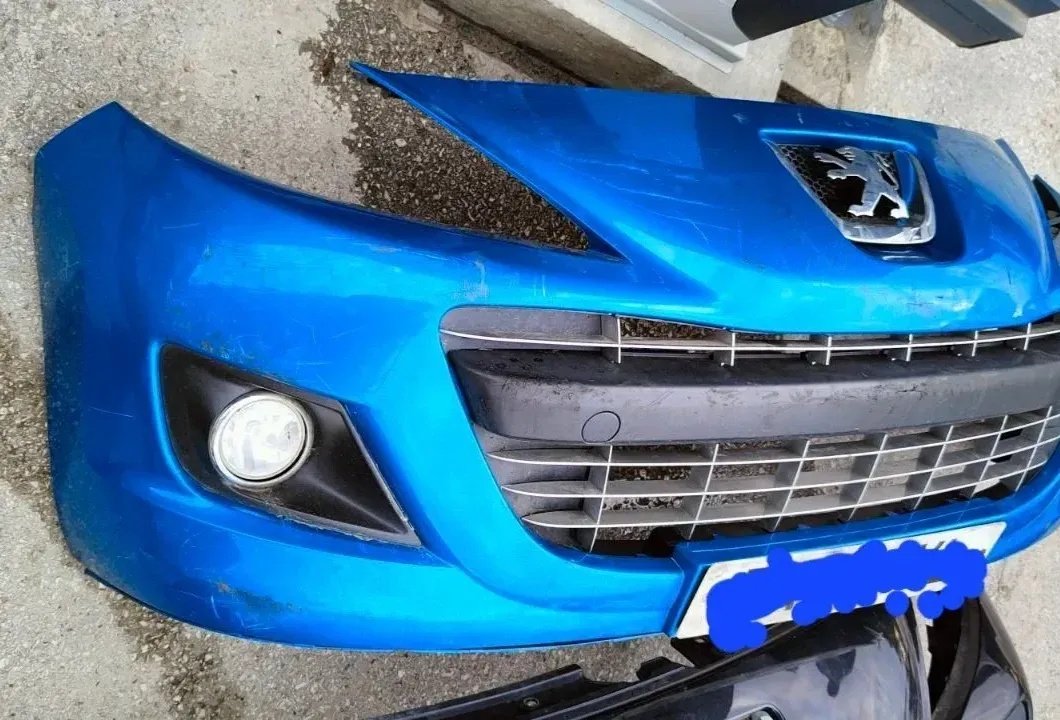 Peugeot 207 Prednji branik