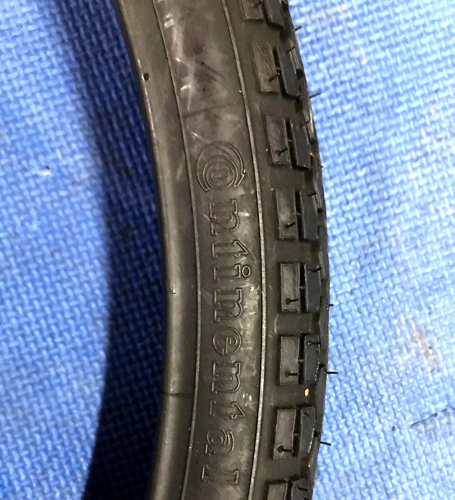 Continental 2-22 motorcycle tyres