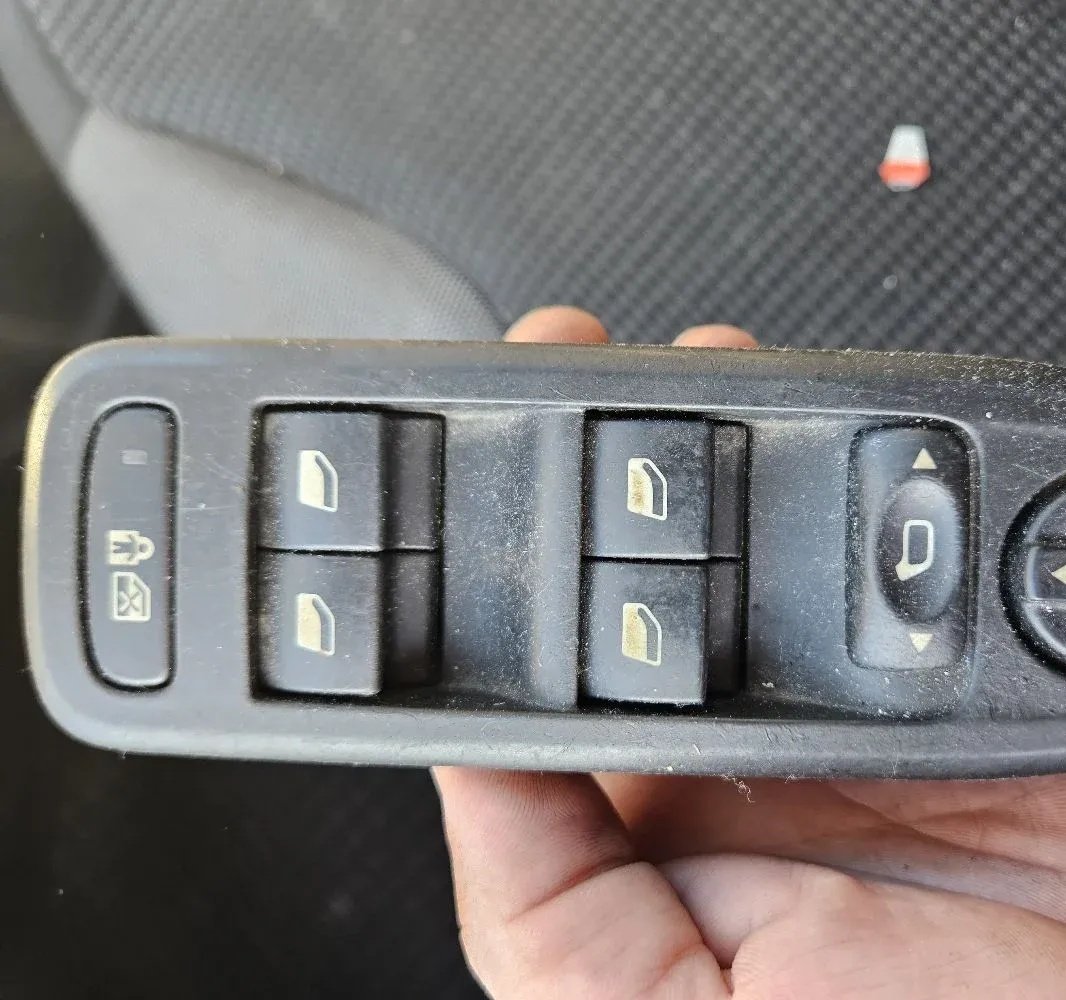 Peugeot 308 window regulators
