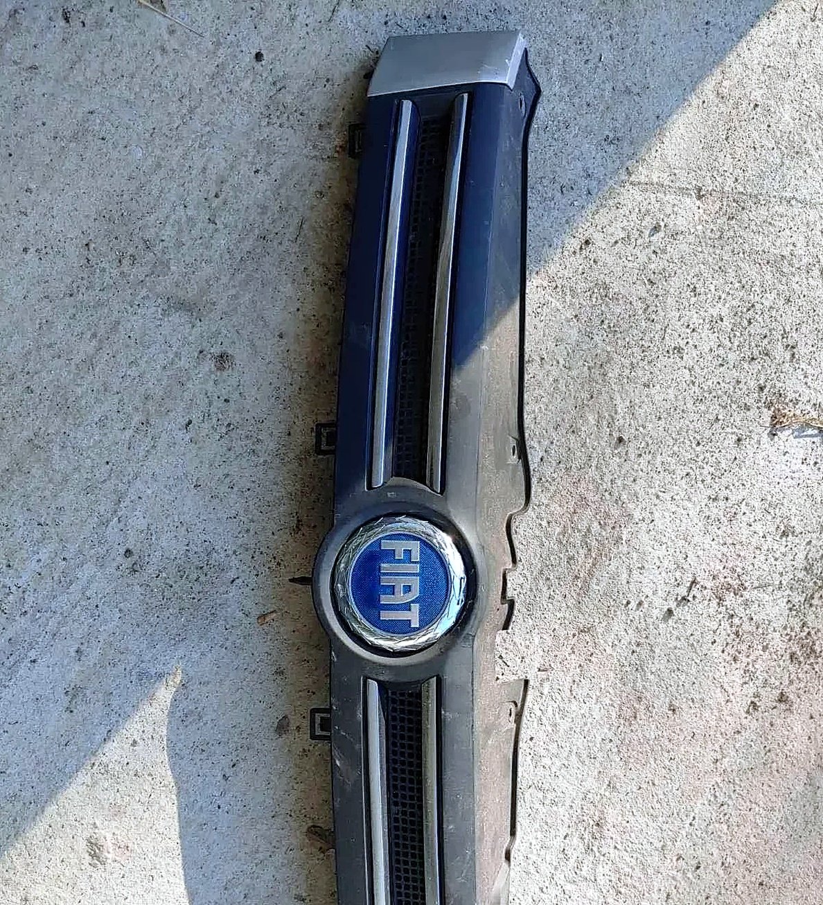 Fiat Panda 2007 front grille with badge