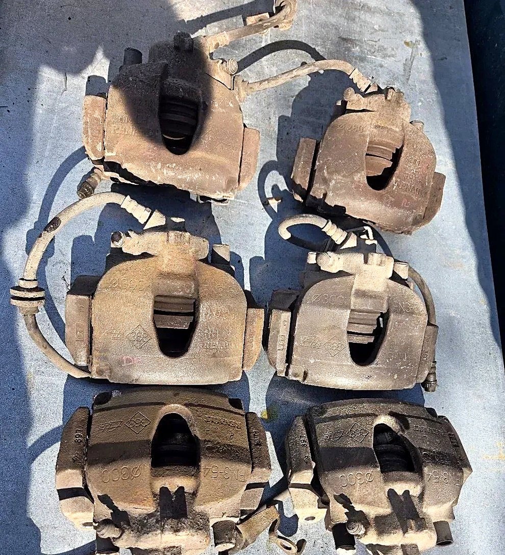 Front steering knuckle Renault Scenic 2 Megane 2