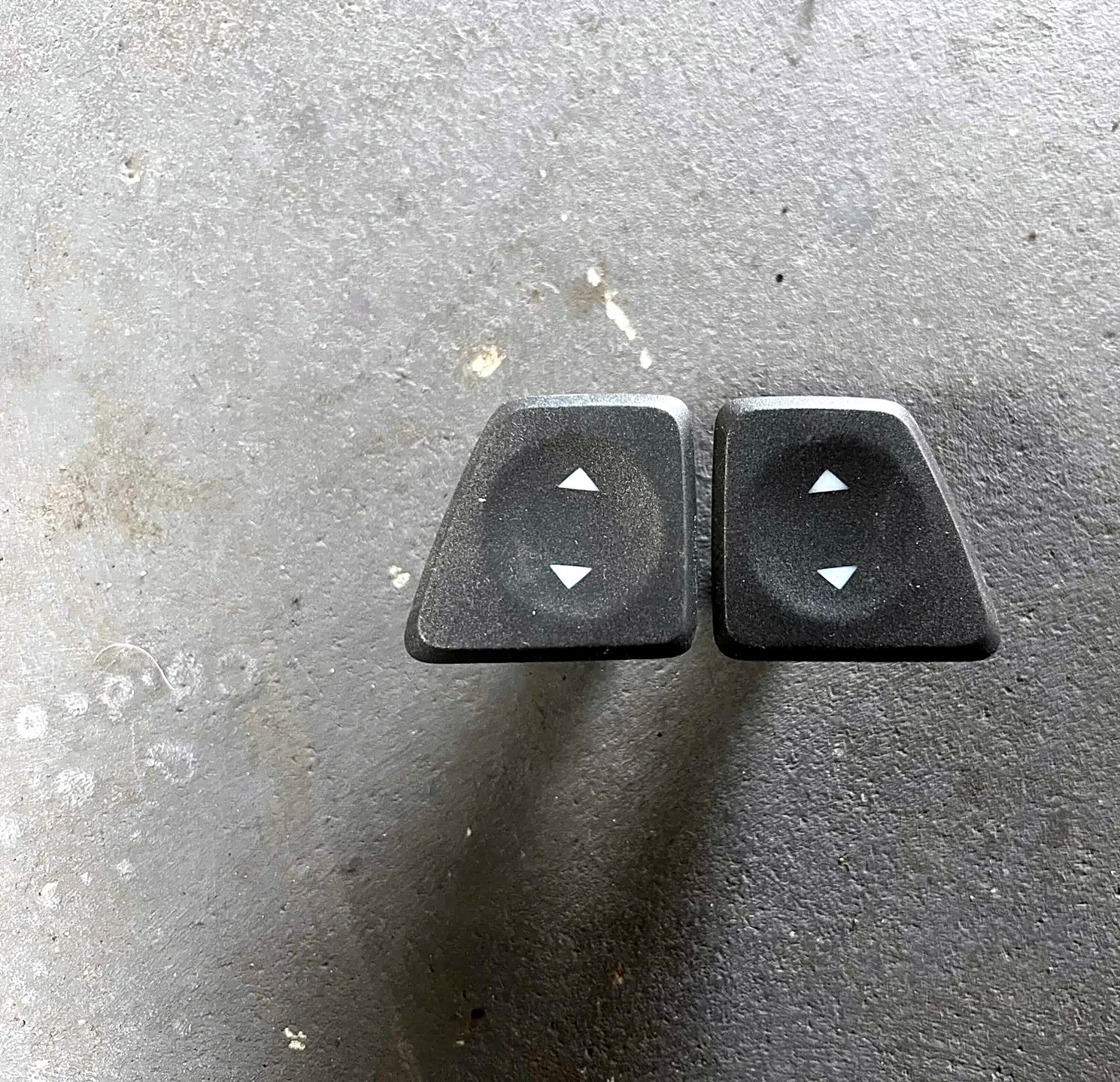 Fiat 500 window switch left right