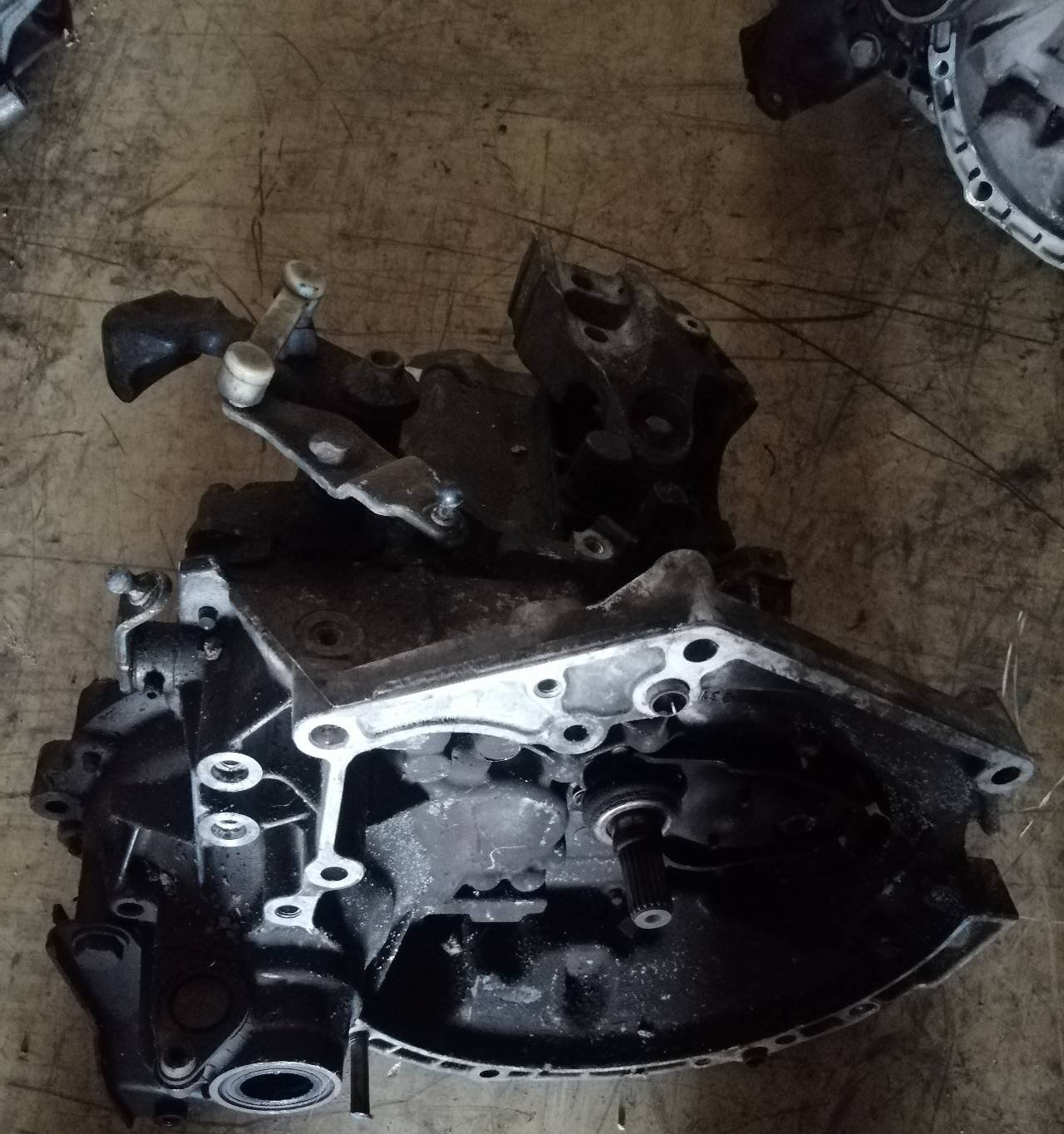 Polovan menjač Peugeot 307 1.4 benzin