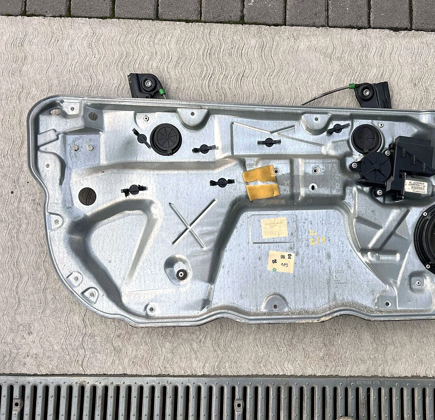 Front left window regulator VW Polo