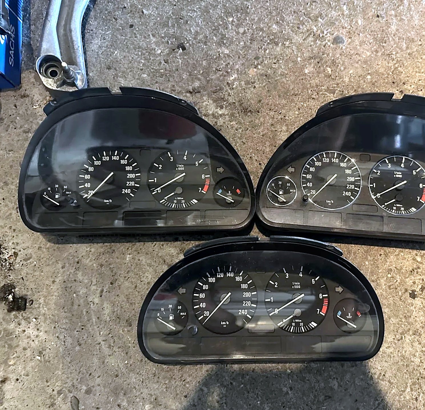 BMW E39 km sat