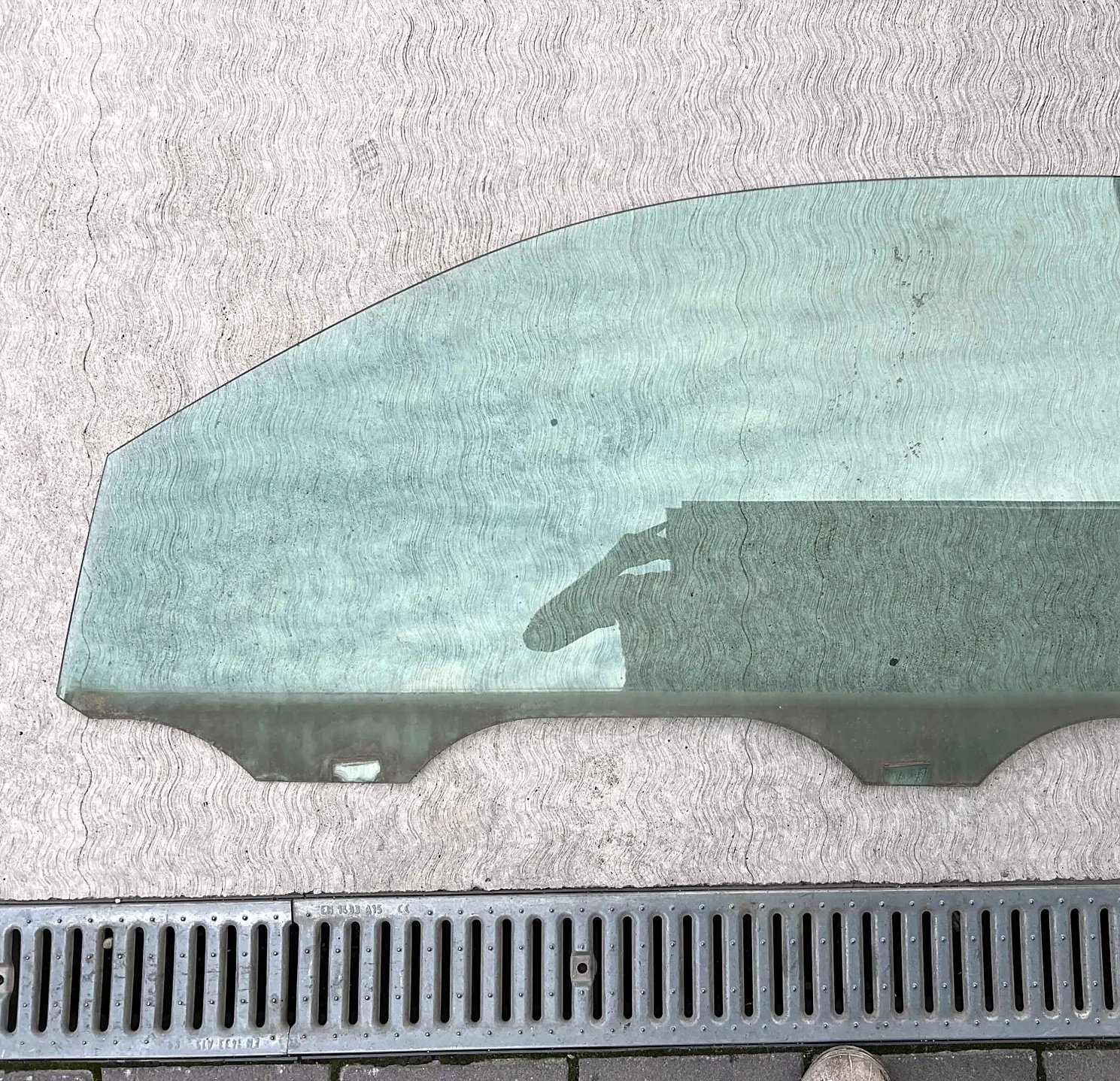 Front left window glass VW Polo 2/3 doors