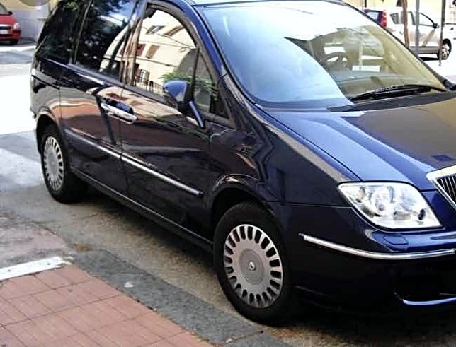 Lancia Phedra complete car for parts