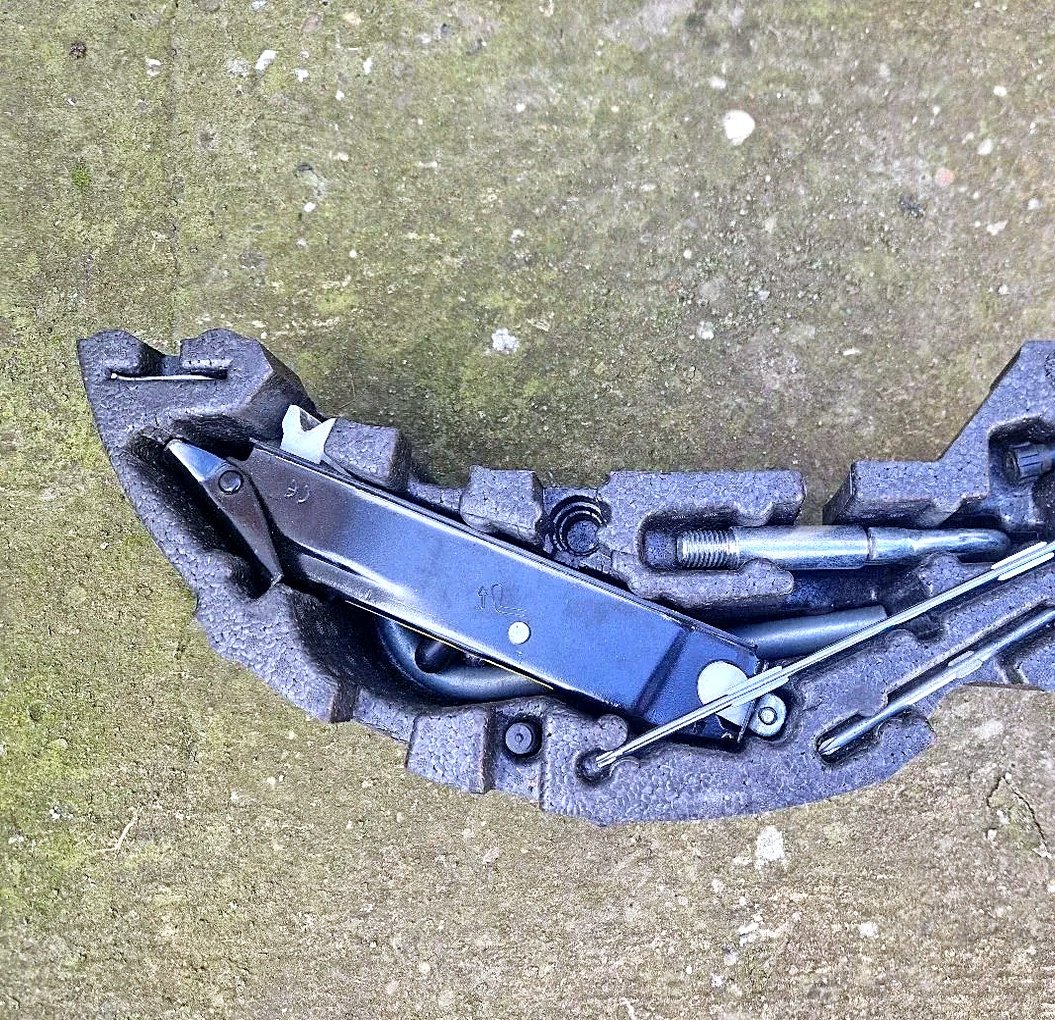 Car jack set for VW Polo 6R, Audi A1, Seat Ibiza