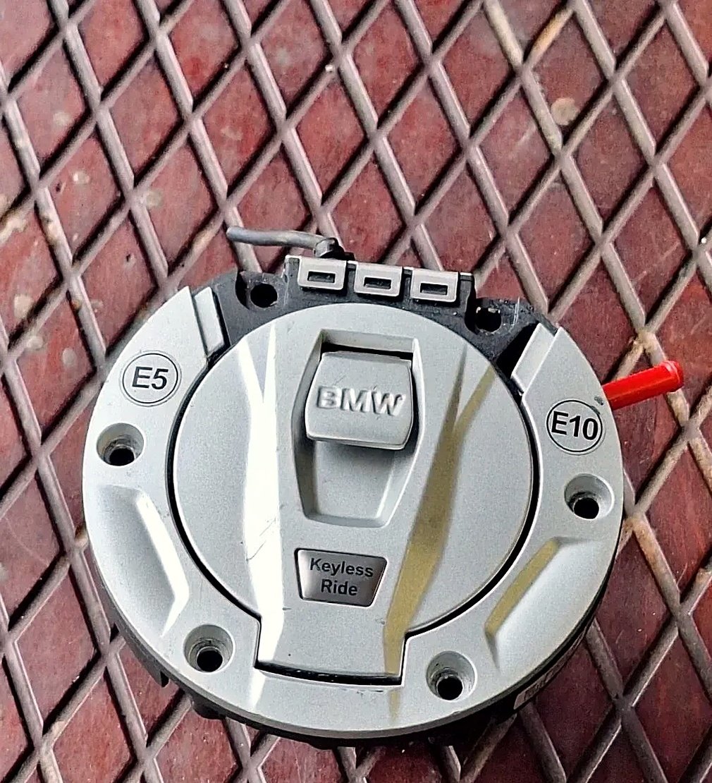 Fuel tank pin keyless BMW R 1200 GS R 1250 GS