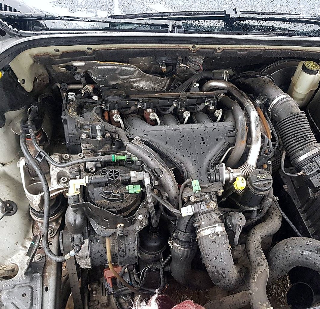 Engine parts Peugeot 407 2.0 HDI 100kw