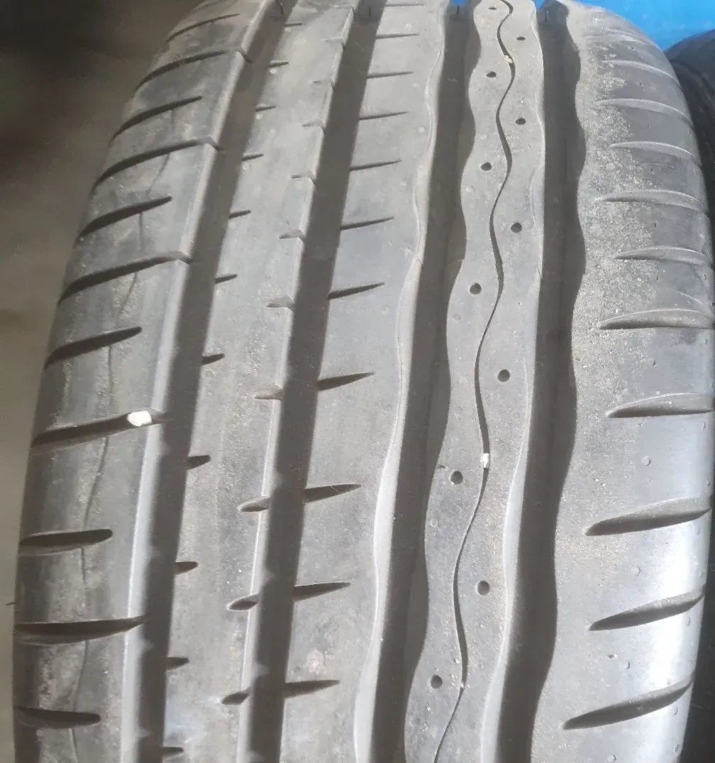 Summer Tyres 225/35 R18