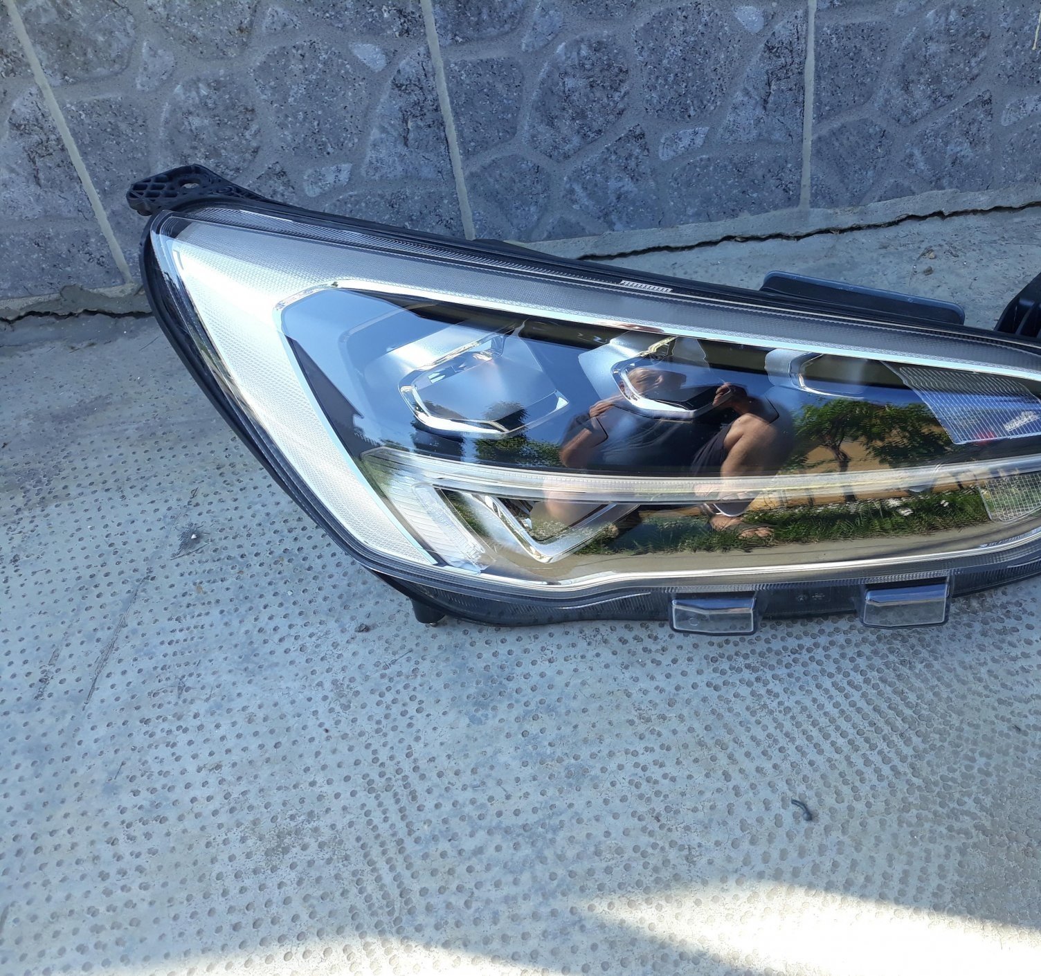 Ford Focus MK4 Front Right Headlight LED