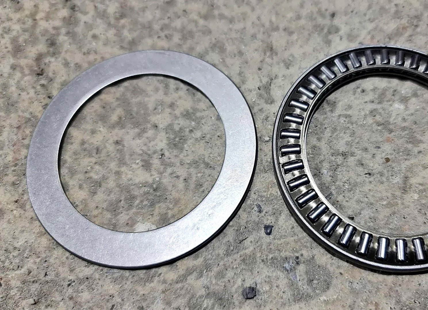 Shock absorber bushing for shock absorber