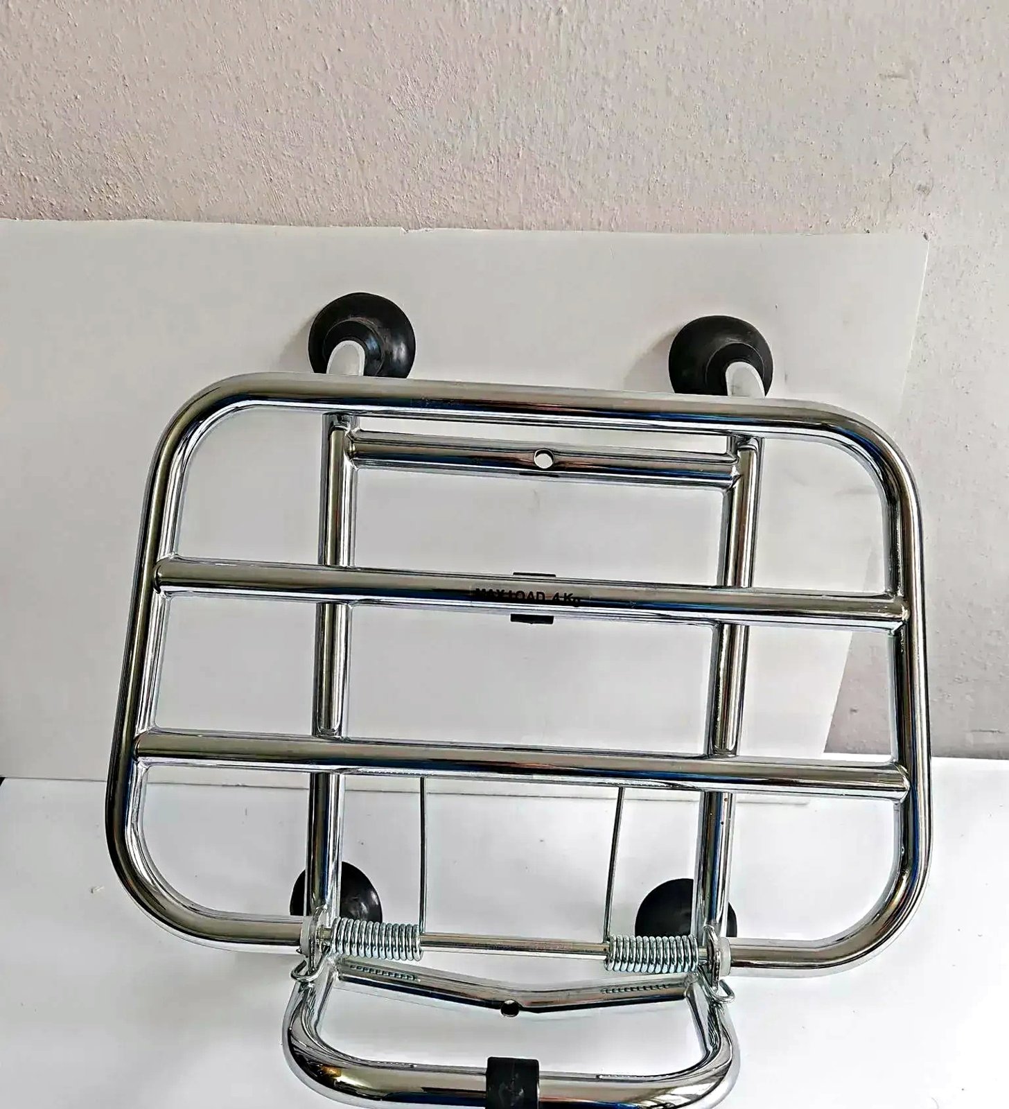 Vespa Primavera and Sprint front centre stand