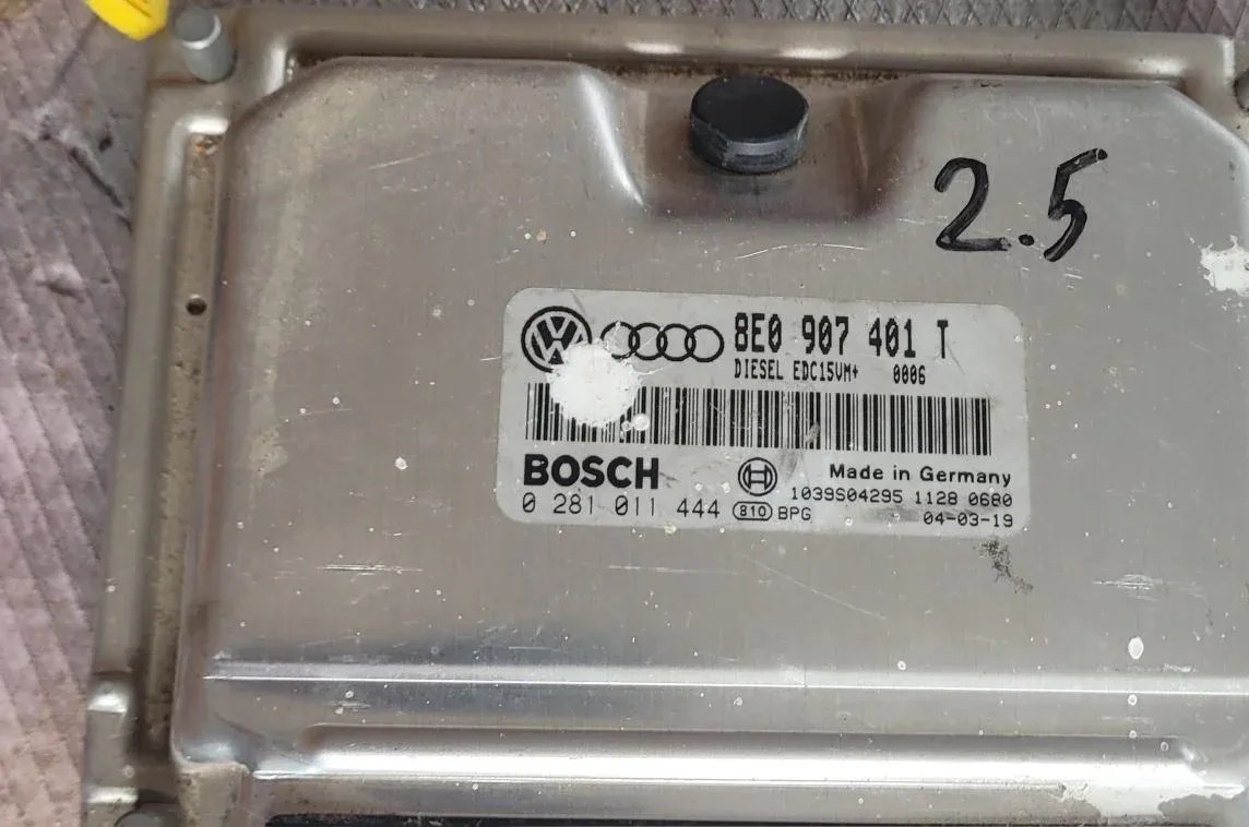 Računar Audi A4 B6 2.5 TDI