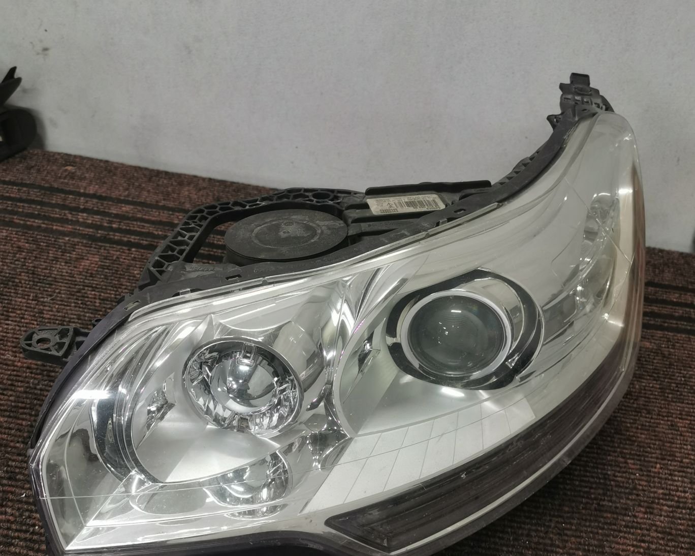 Ksenon farovi Citroen C5 X7