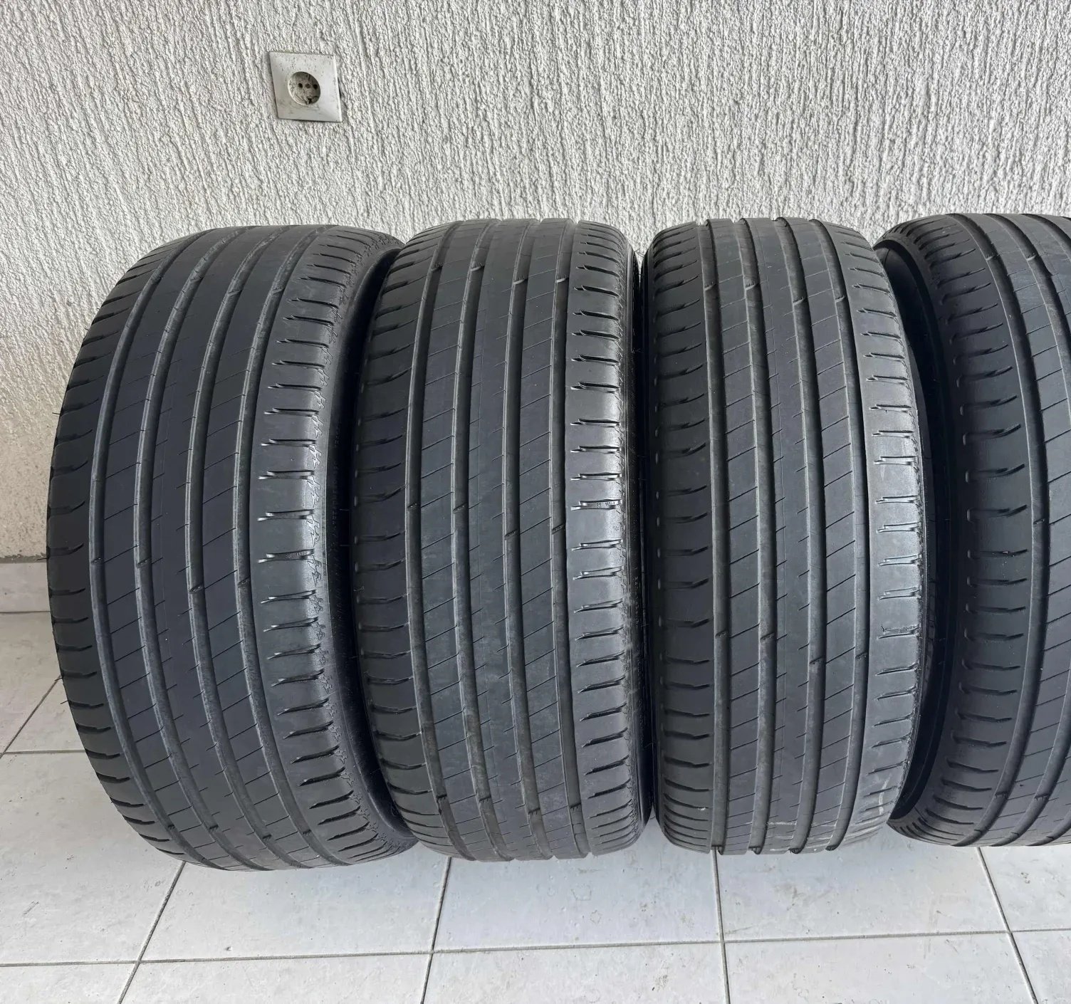 Michelin 235/55 R19 summer tyres