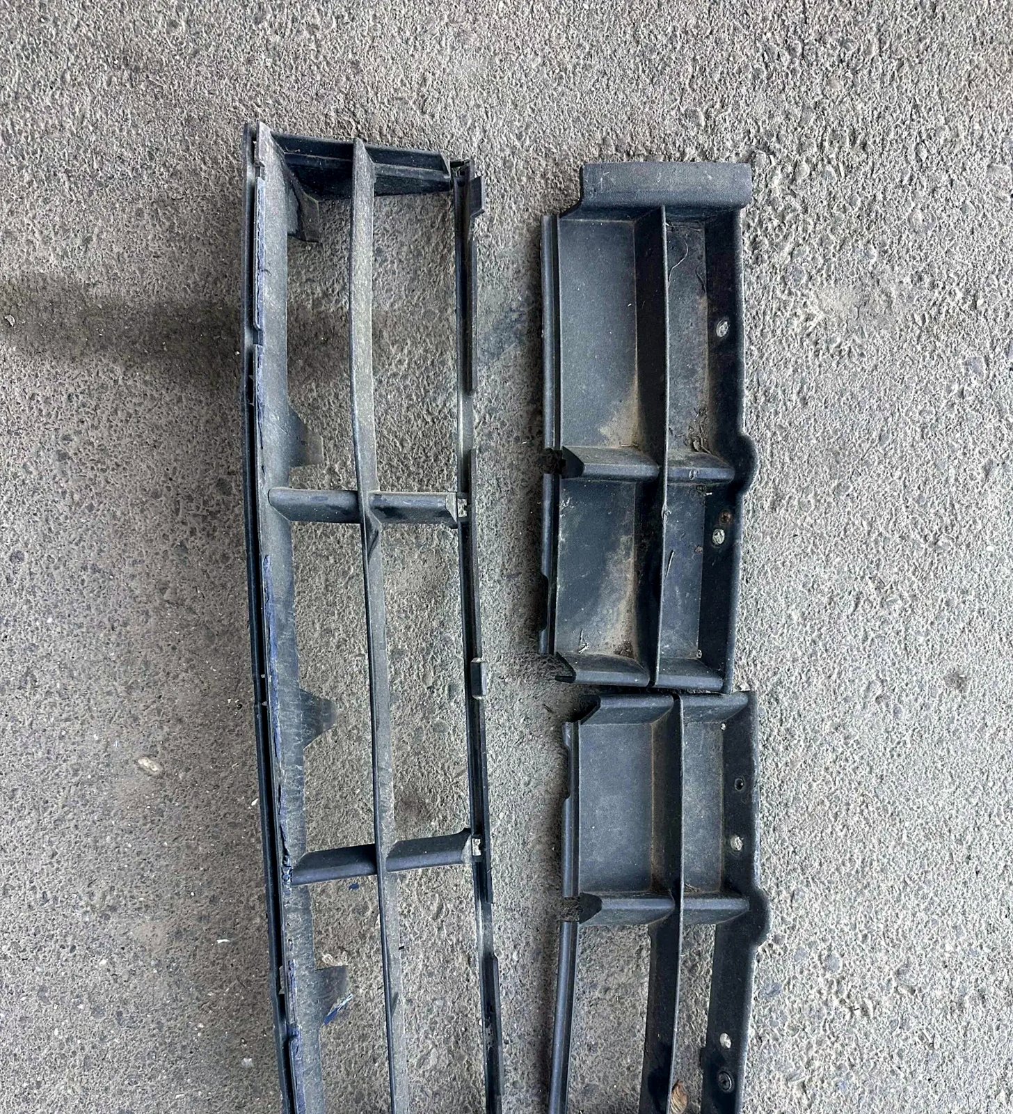 Rešetke prednjeg branika BMW E39