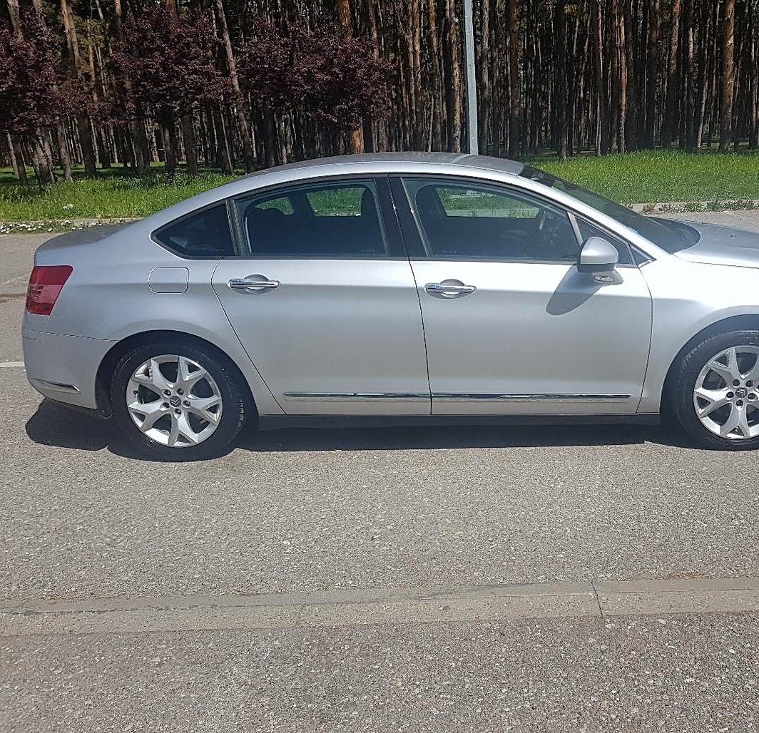 Used original parts Citroen C5 X7 sedan estate