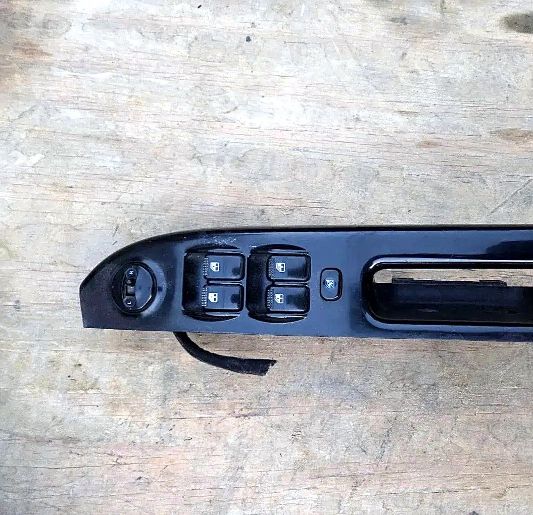 Front left window switch Kia Carens
