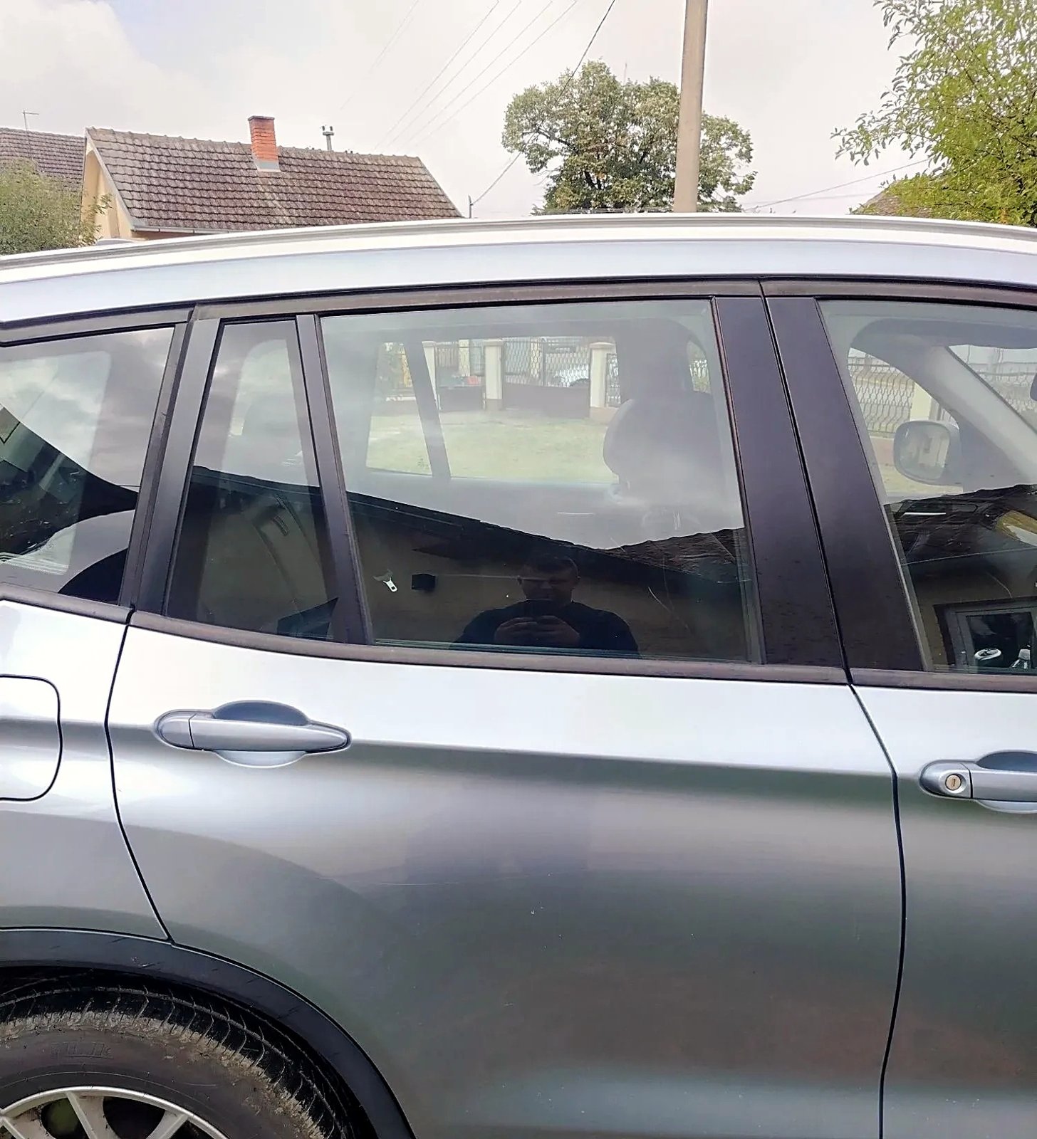 Rear right door BMW F25