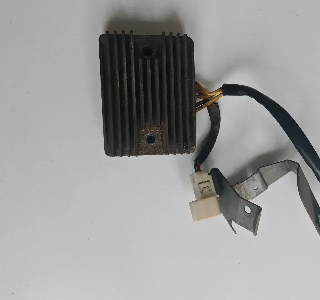 Voltage regulator Vespa GTS 300