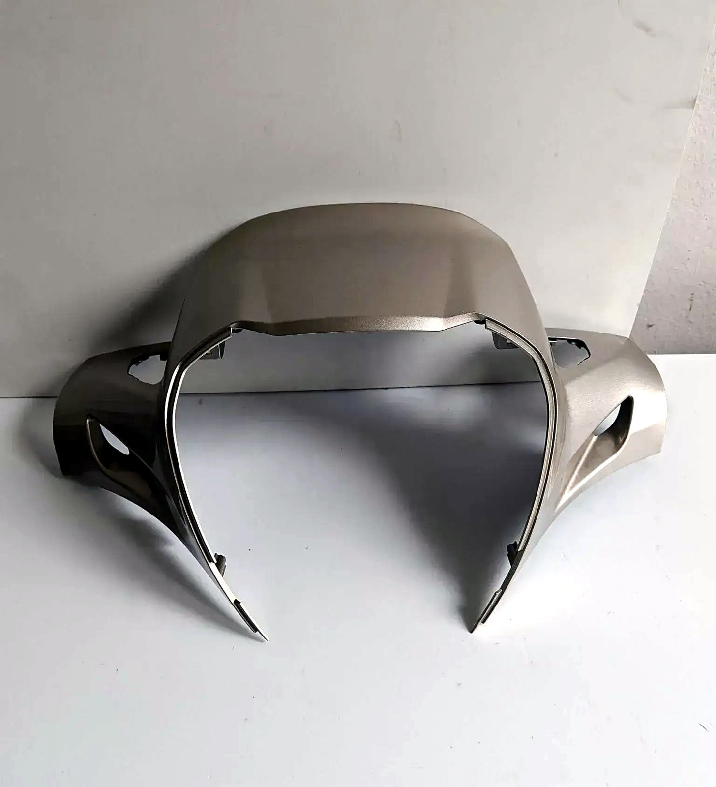Front headlight mask Piaggio Beverly 300/400 -1B007030