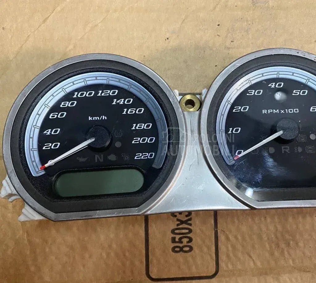 Harley Davidson speedometer sensor (SAT za brzinu)