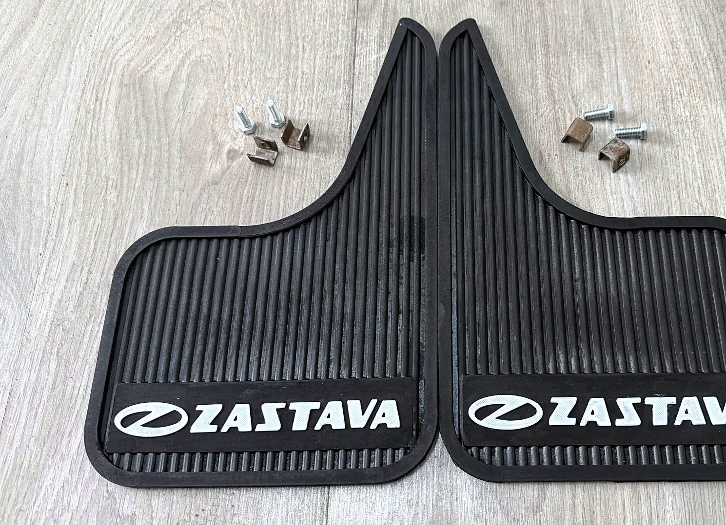 Zavesice za juga/zastavu 101