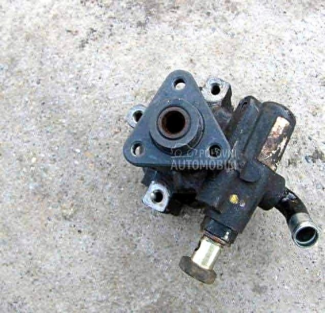 Power steering pump Lancia Libra