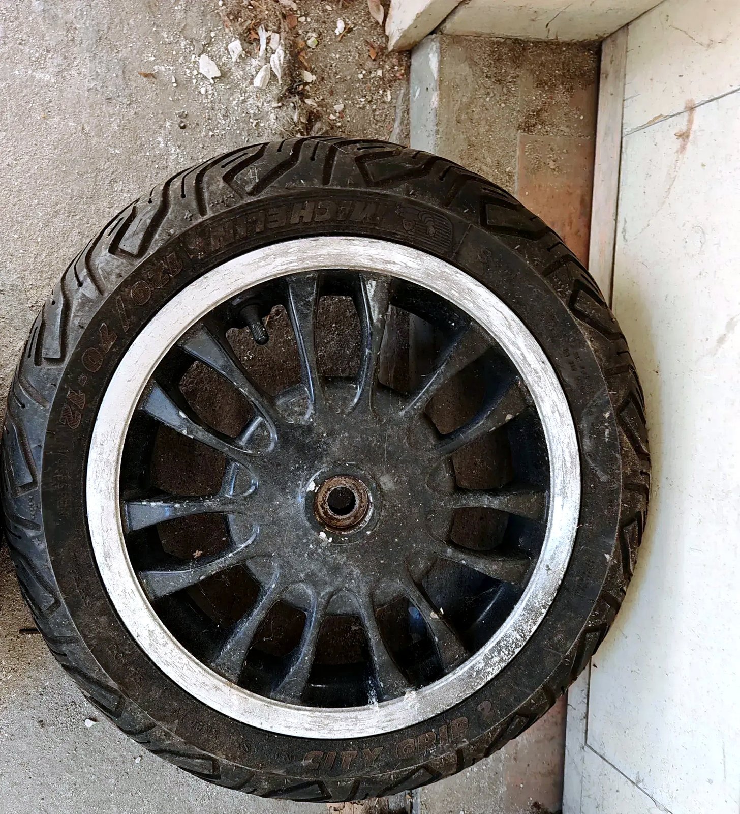 Originalne felne Vespa Primavera Sprint prednje i zadnje