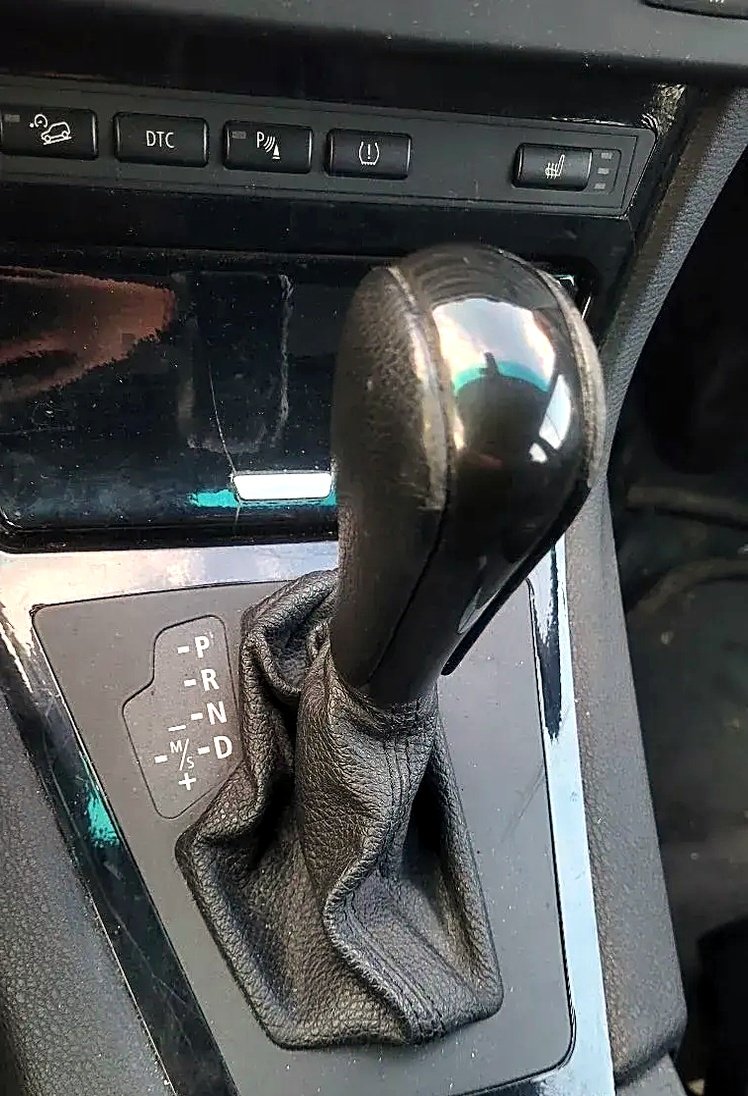 Wiper arm BMW X3 E83