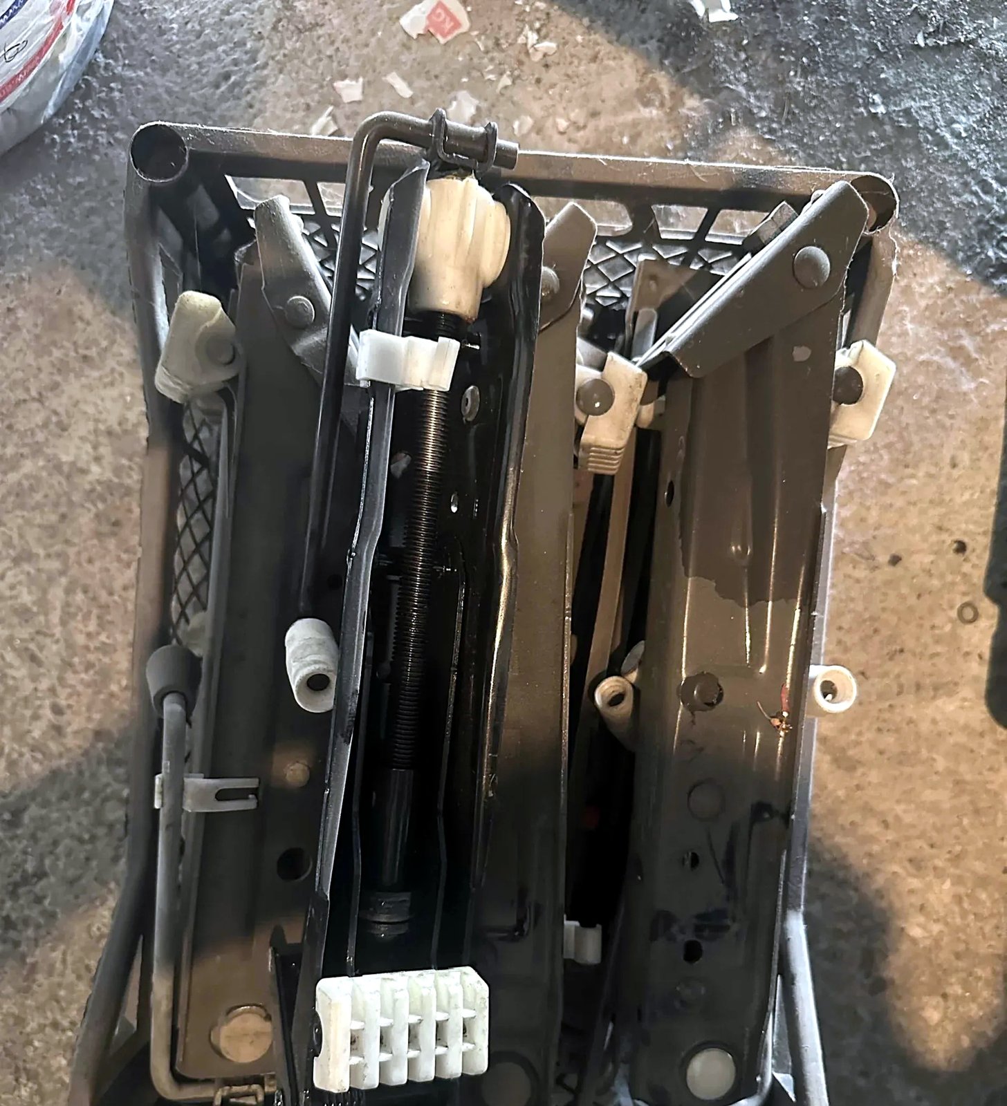 BMW jacks