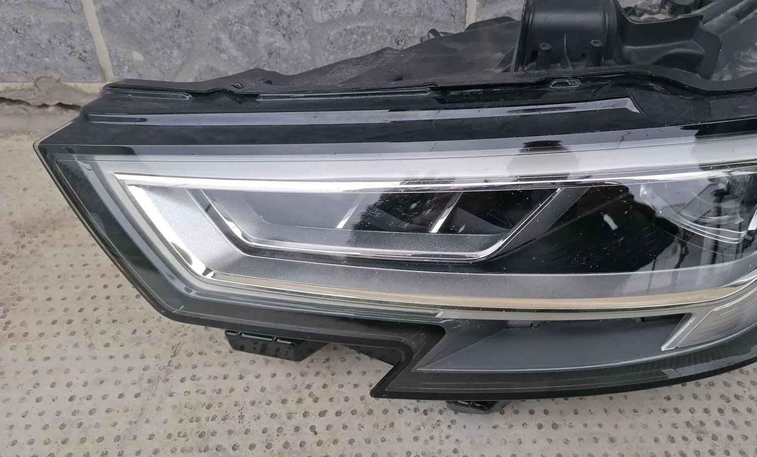 Front left LED matrix headlight Audi A3 8V