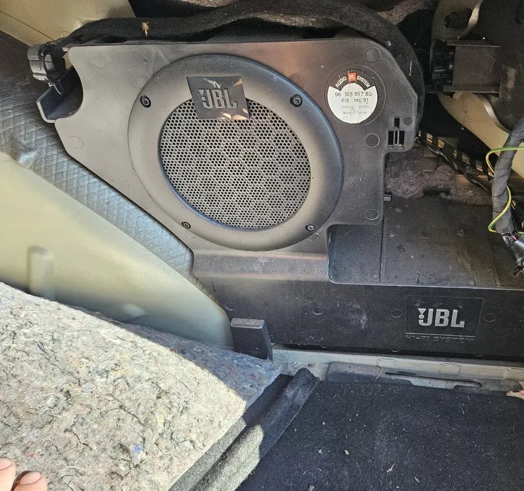 JBL audio system factory Peugeot 407