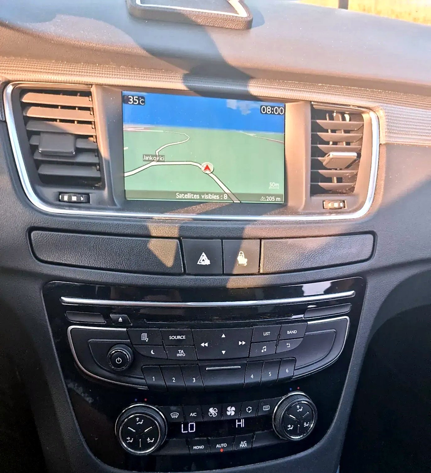 Peugeot 508 navigation and screen