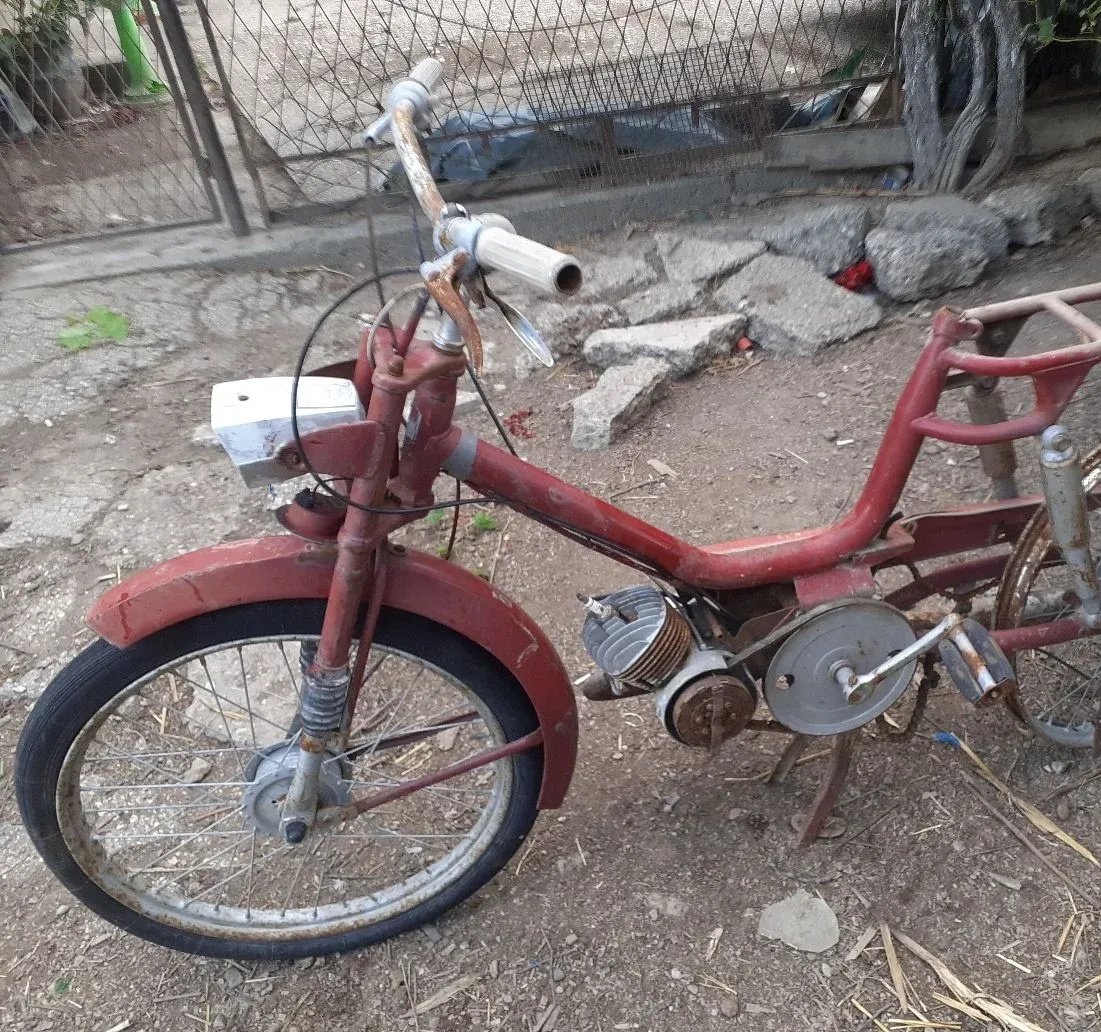Запчасти Tomos Laura