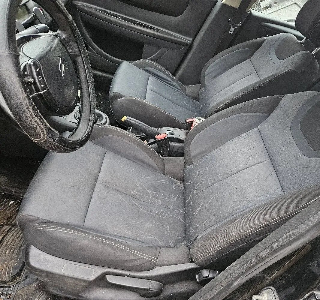 Sedišta Citroen C4