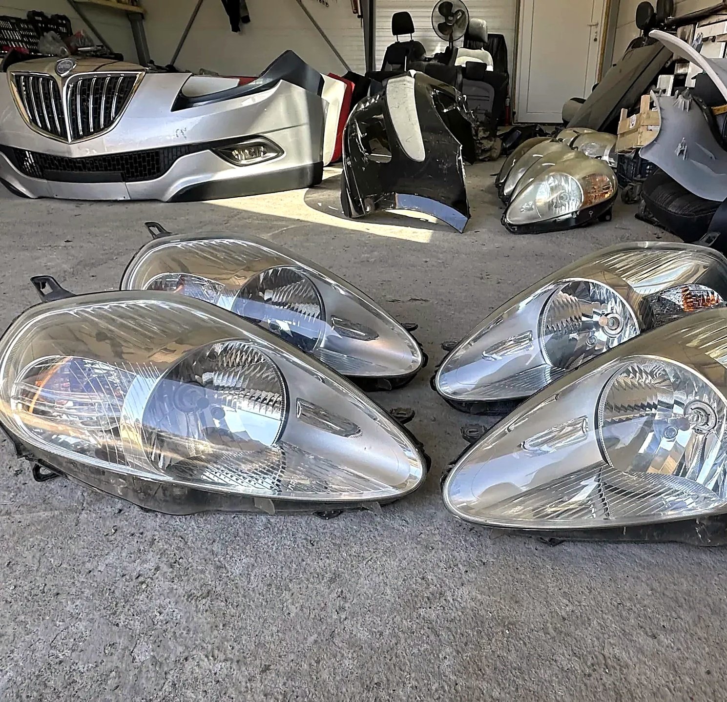Headlights Fiat Grande Punto