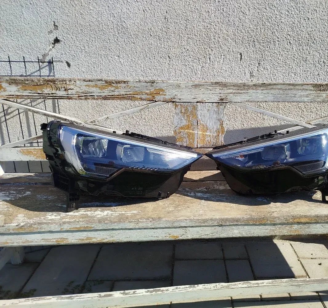 LED Headlights Audi Q3 83A 83A941011 83A941012