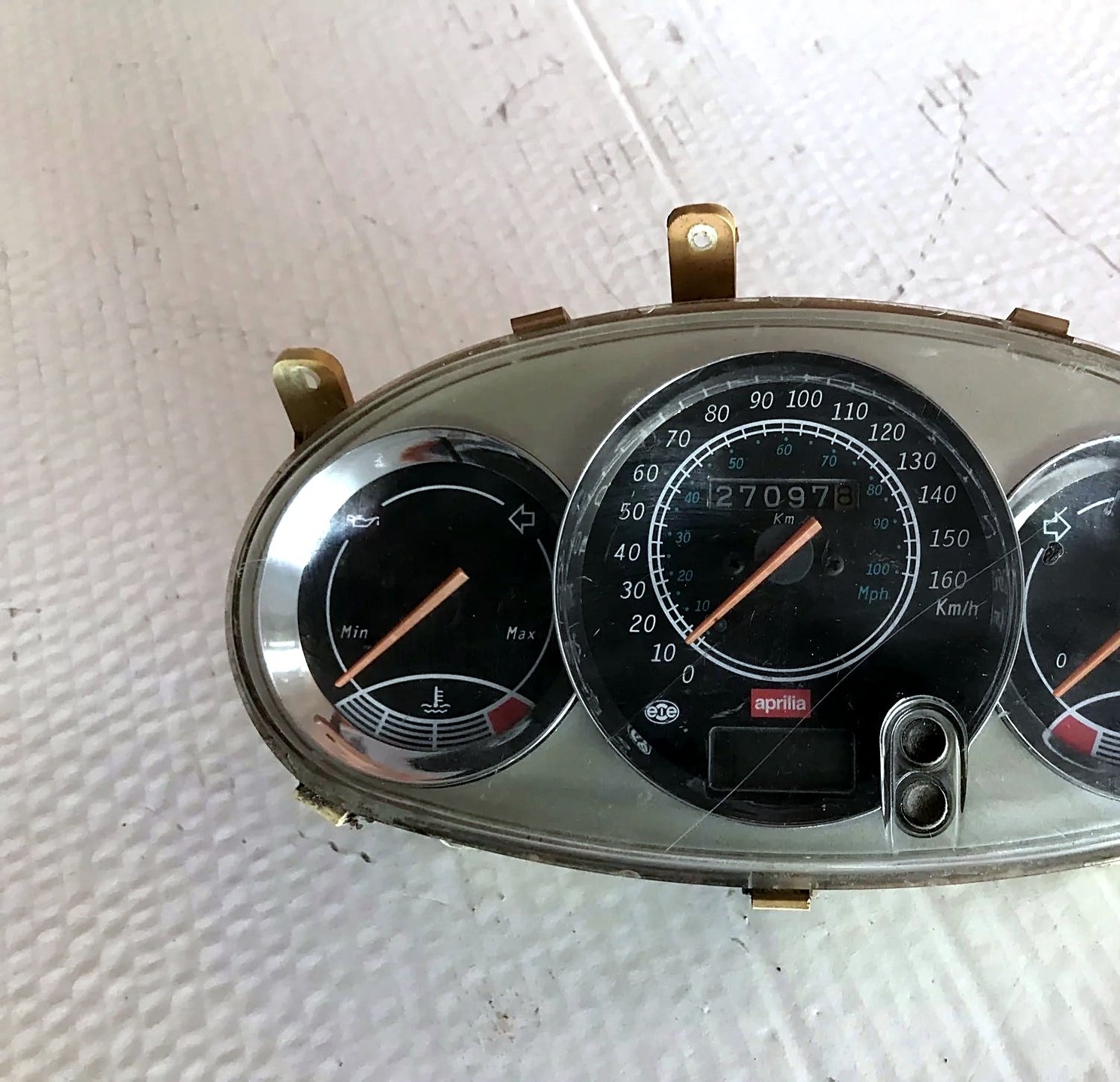Used odometer cluster (speedometer) Aprilia